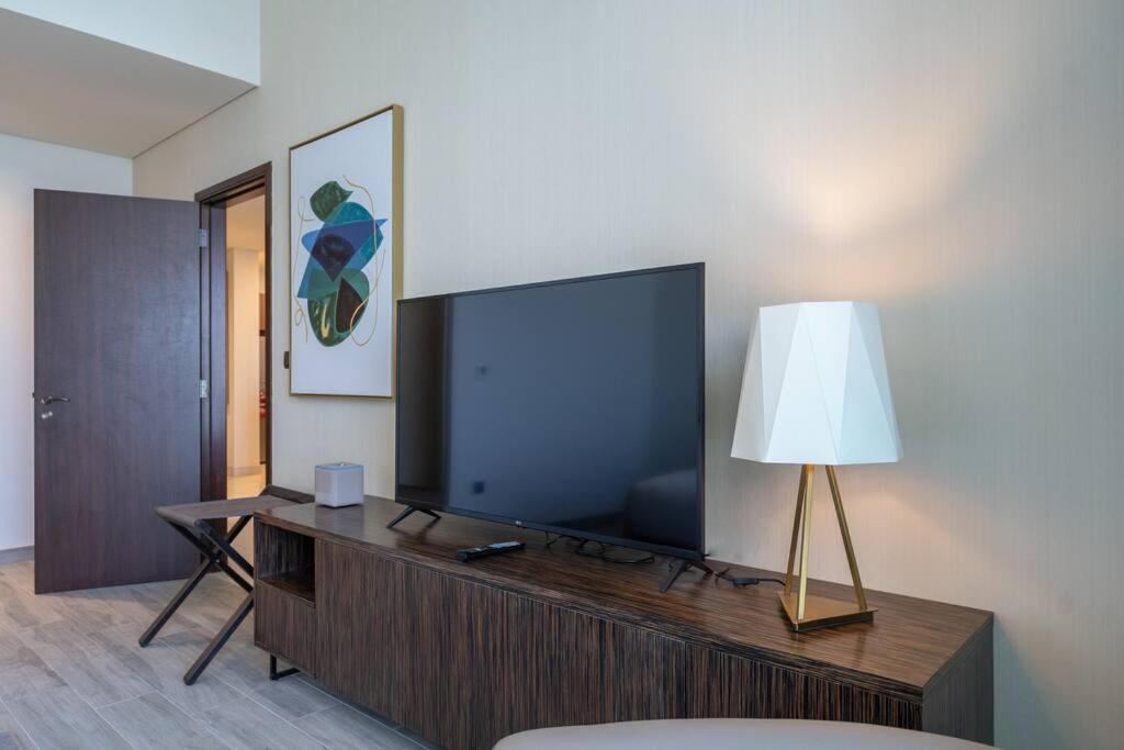 Exquisite Minutes Away From The Appartement