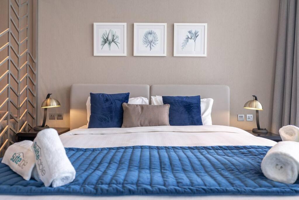 Modern Studio With Prime View Of Canal Appartement Dubaï