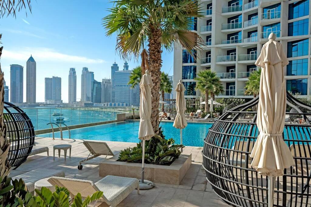Modern Studio With Prime View Of Canal Dubaï