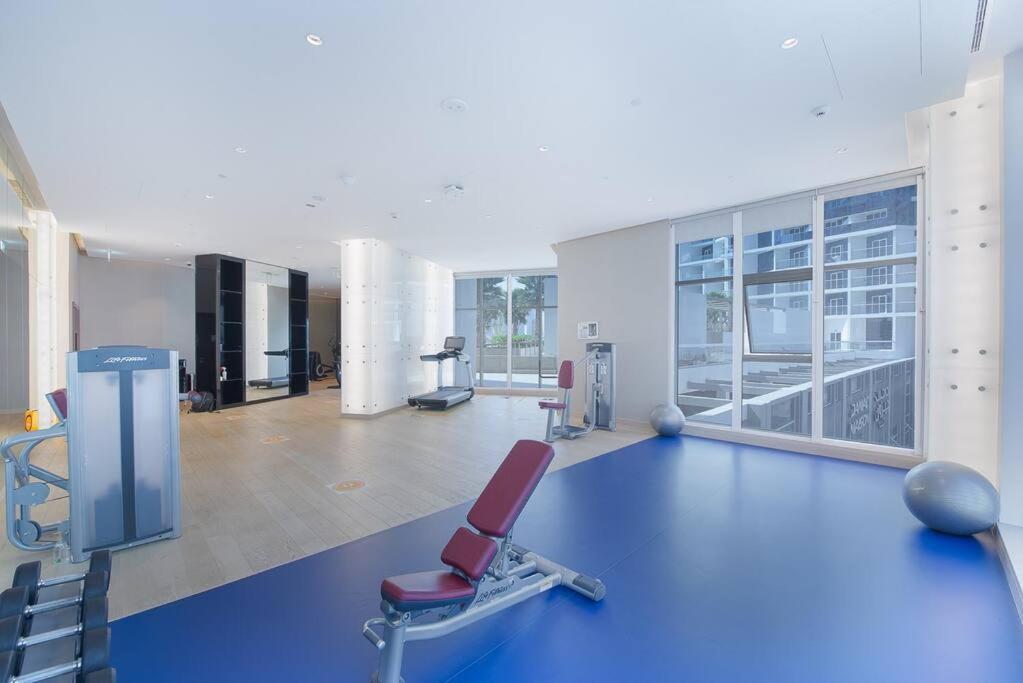 Modern Studio With Prime View Of Canal Appartement