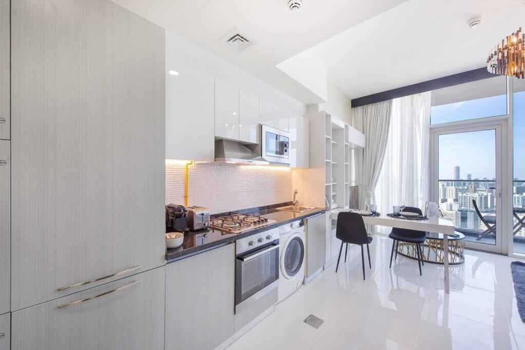 Breathtaking View Compact & Modern Spacious Appartement Dubaï