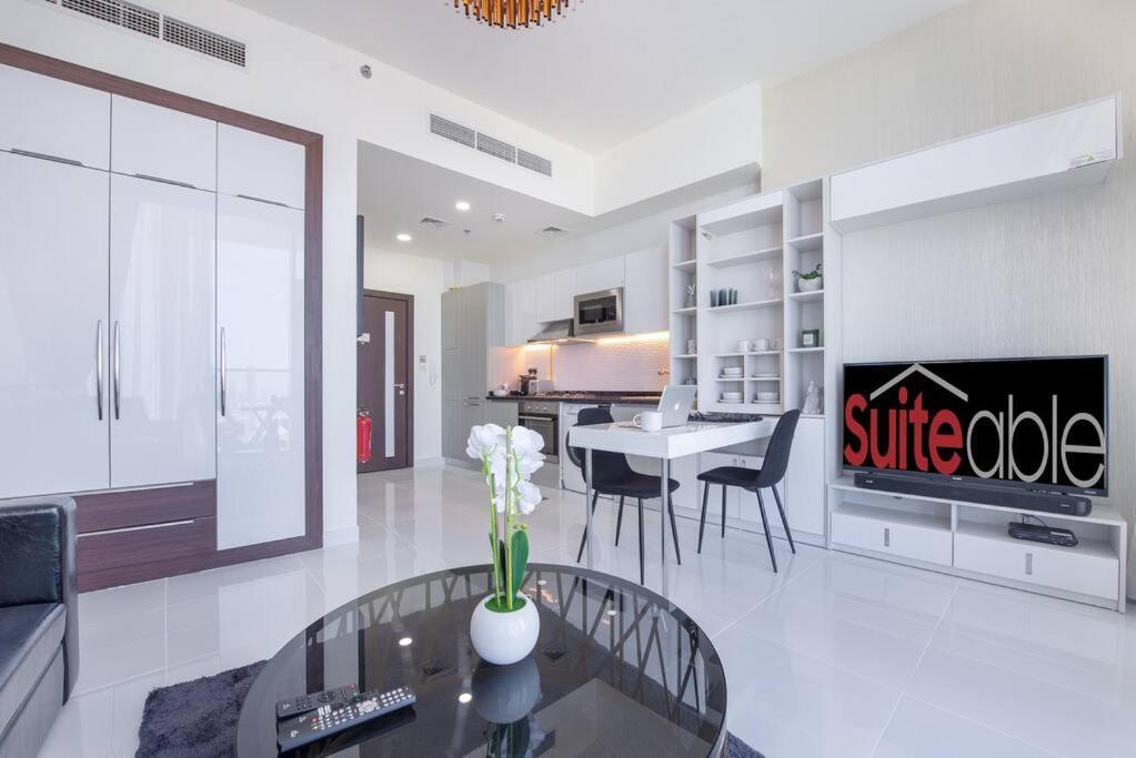 Breathtaking View Compact & Modern Spacious *