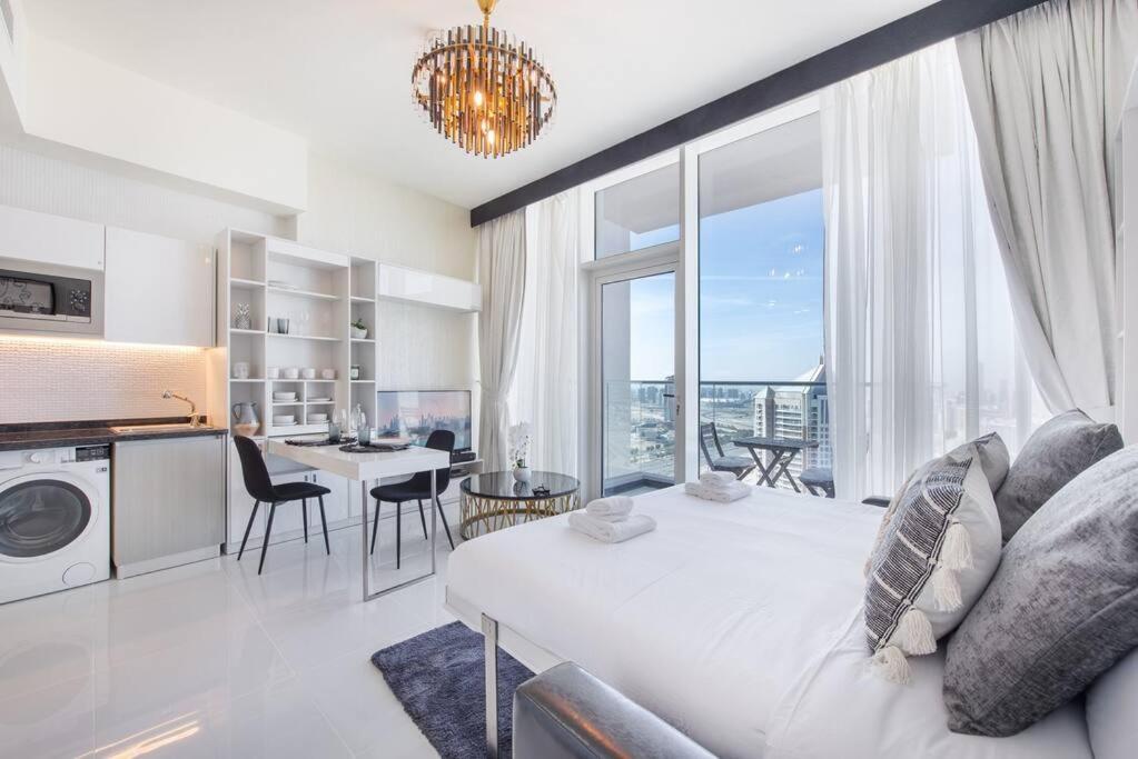 Breathtaking View Compact & Modern Spacious Appartement