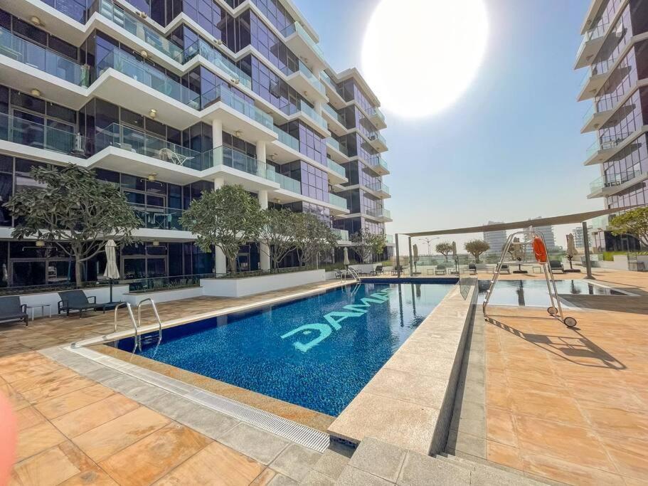 Lovely 1bedroom Damac Hills Surrounded By Appartamento *