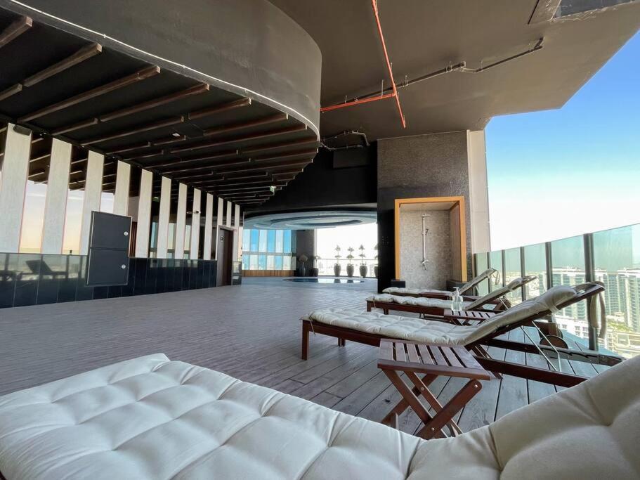 Breathtaking View Compact & Modern Spacious *
