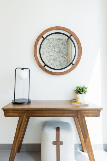 Apartamento On Off Hh- Creek Harbour-lavish Parisian 2 Br