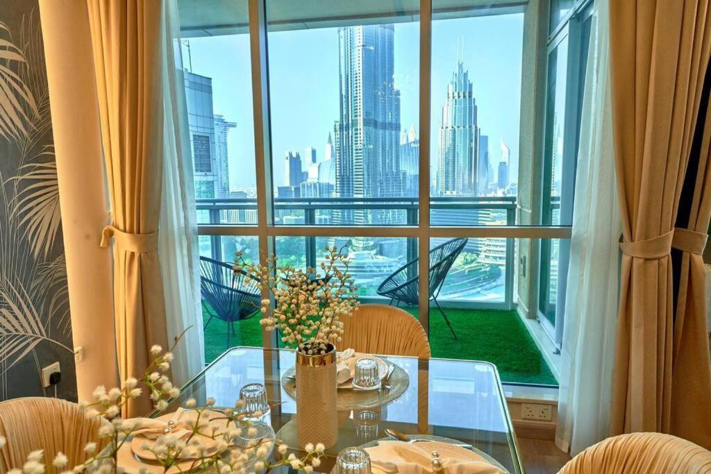 Magnificent Luxury 3br With Amazing Burj & Fountain View Apartamento