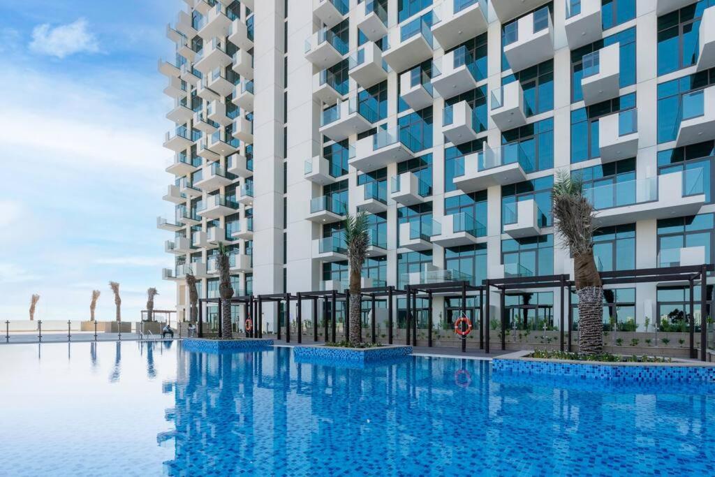 Burj Khalifa View - 1bedroom - Pool & Gym Appartement *