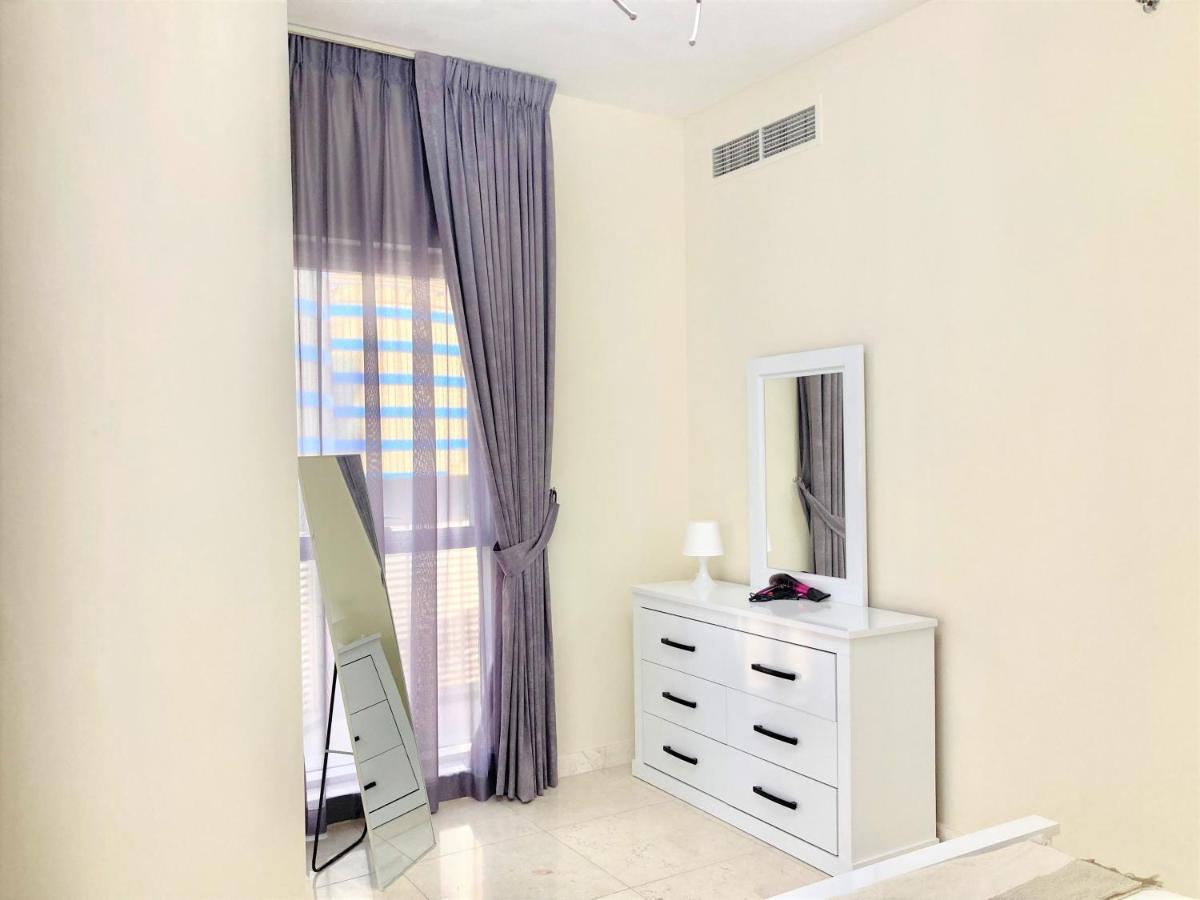 Gorgeous 1b With Balcony In Business Bay Appartement *