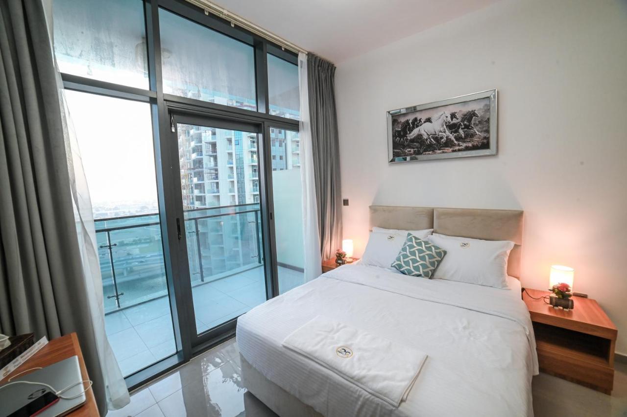 1bhk With Canal View Damac Merano Business Bay Feriehus
