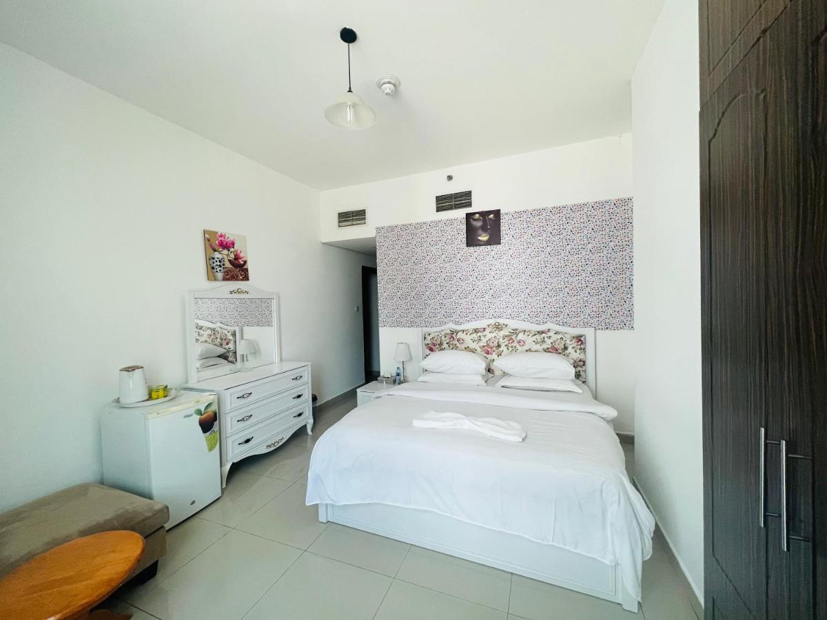 Private In 2br * Dubái