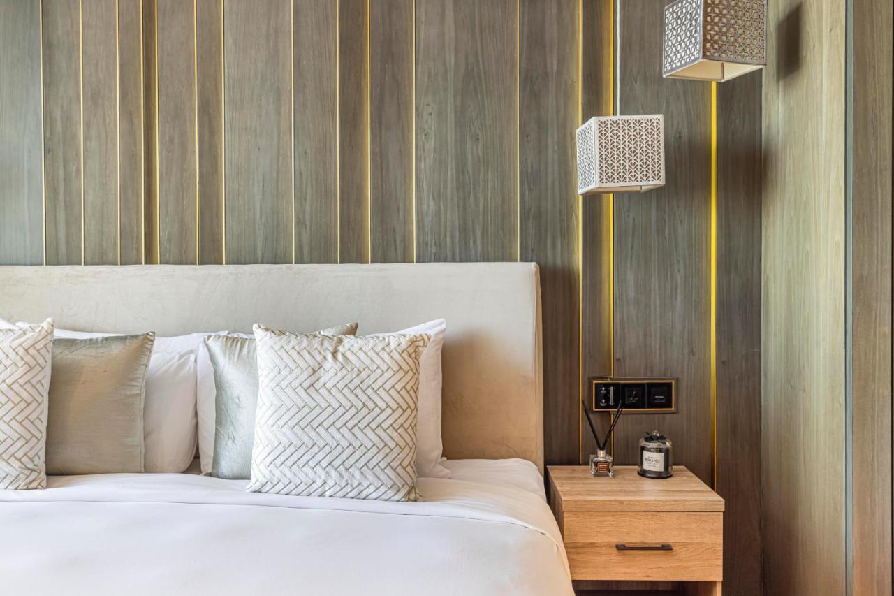 Lägenhet Daniels Five Palm Sea View 2br With Maids Dubai
