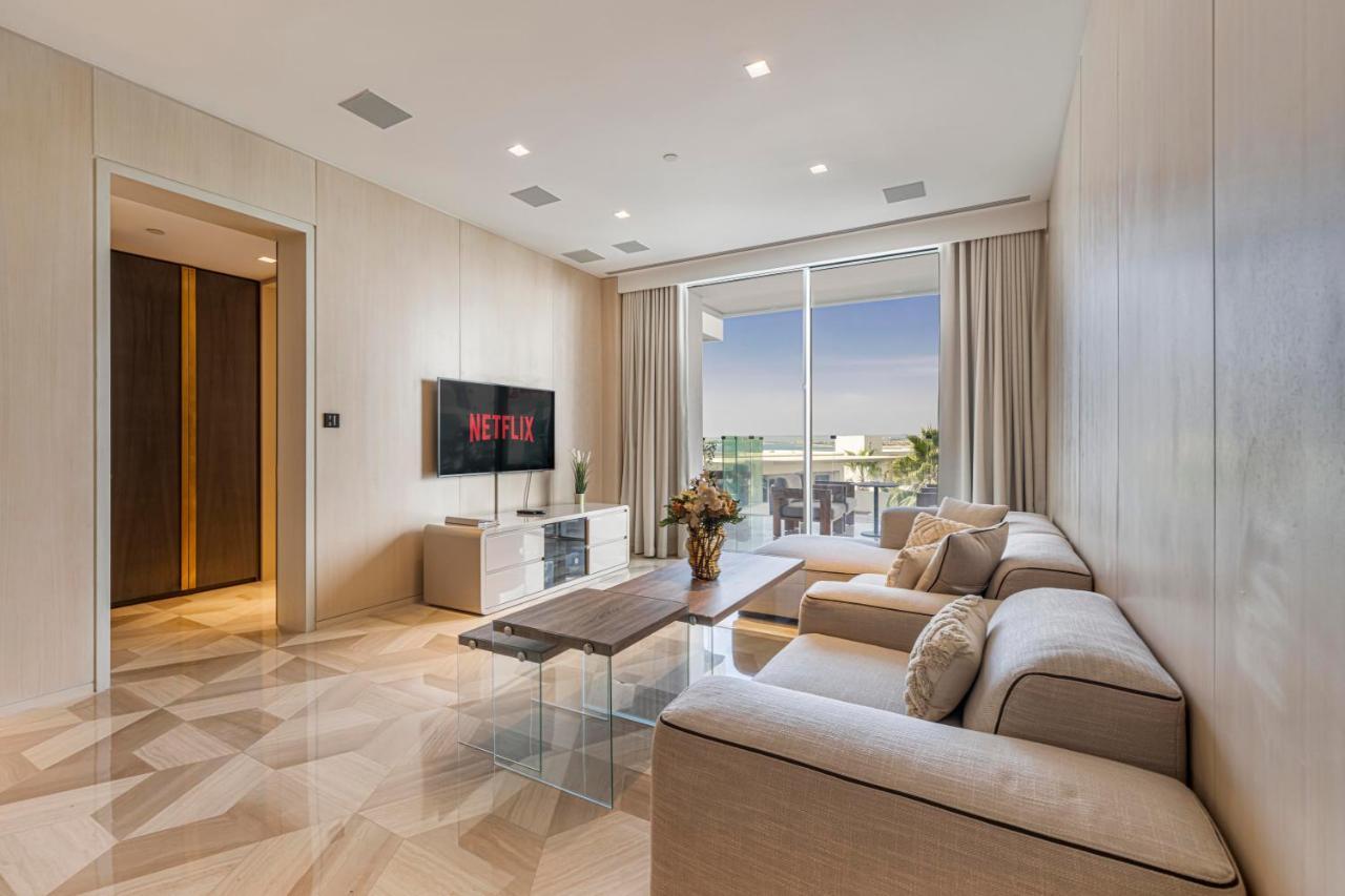 Daniels Five Palm Sea View 2br With Maids