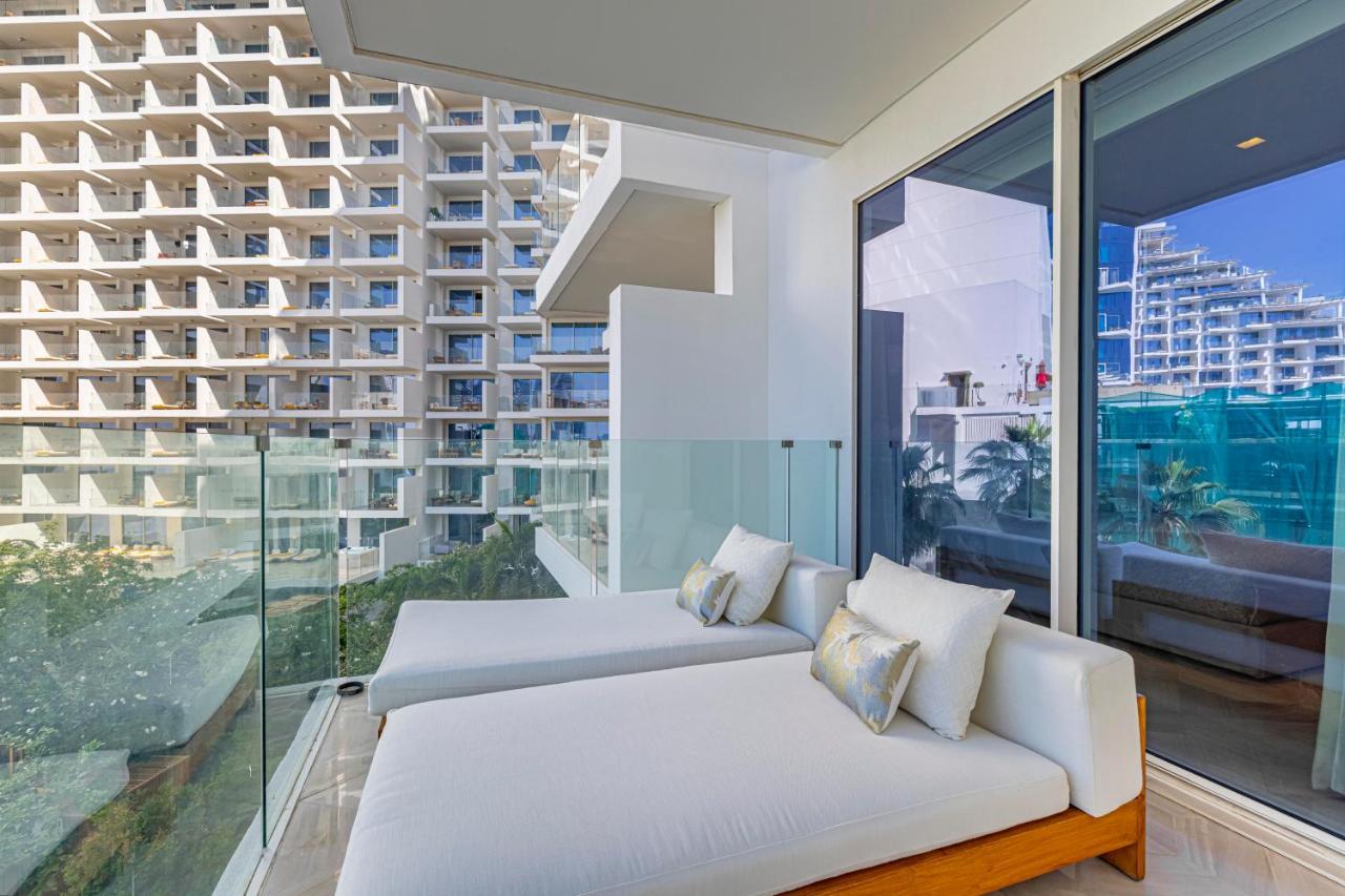Daniels Five Palm Sea View 2br With Maids Dubai