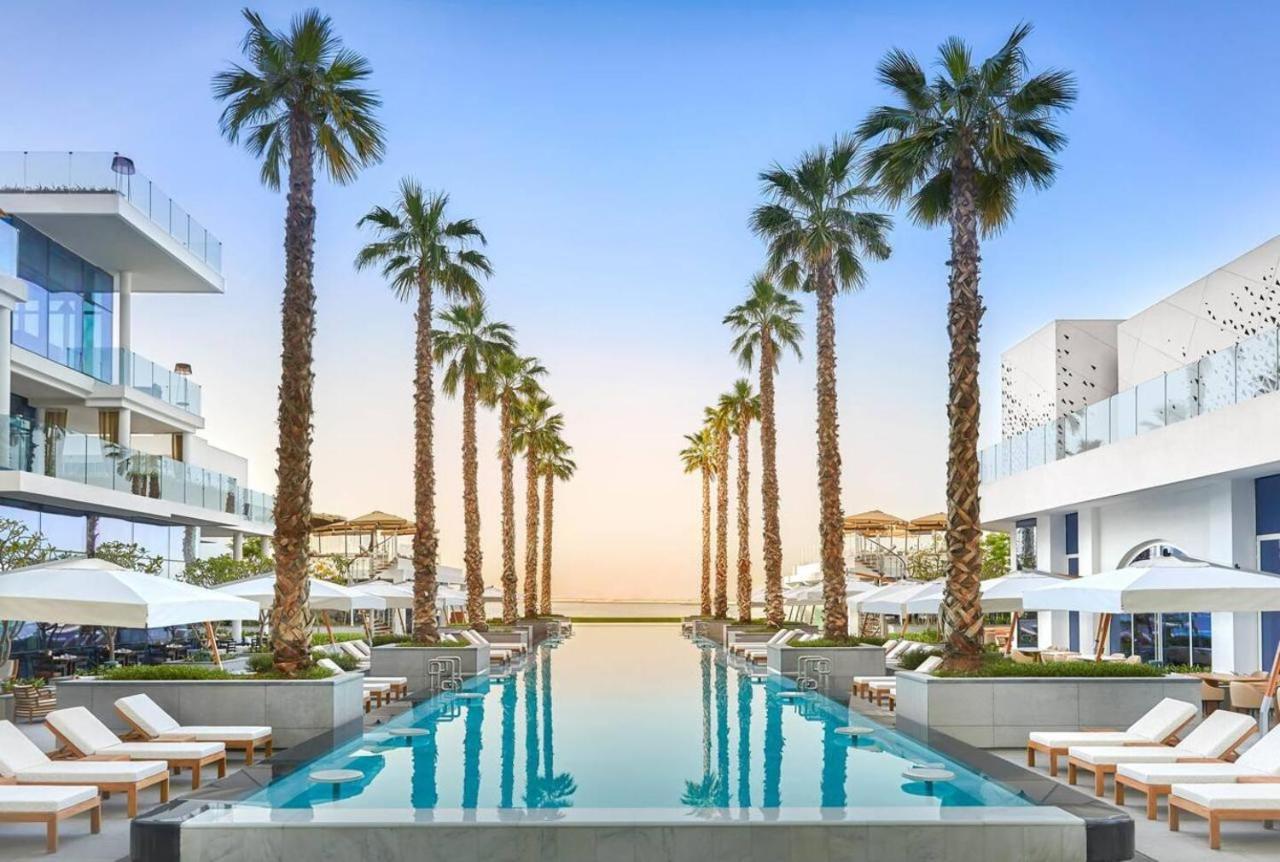 Daniels Five Palm Sea View 2br With Maids *