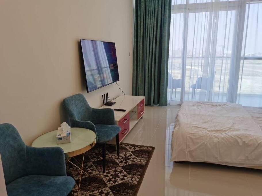 Gharfar 31715 Serene Teal Theme-high Floor-pool Appartement