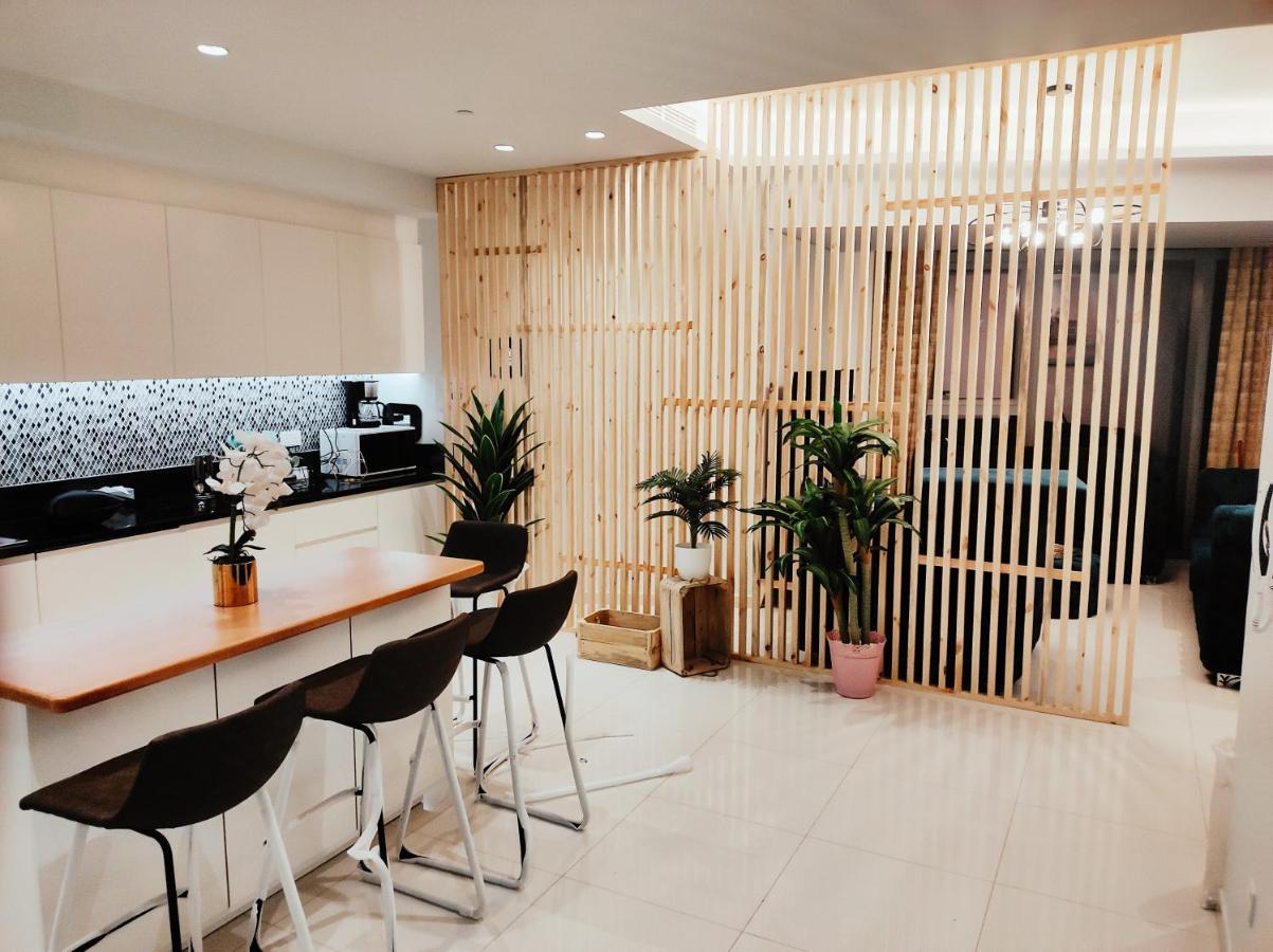 Paramount Midtown, Business Bay Apartment