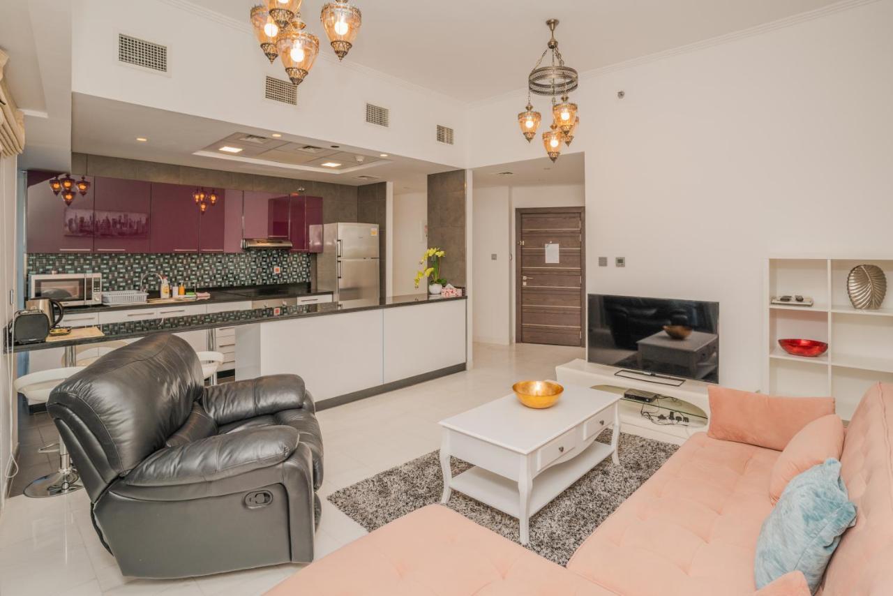 Apartamento Large 2 Bedroom, Pool And Gym Access, Cayan Tower