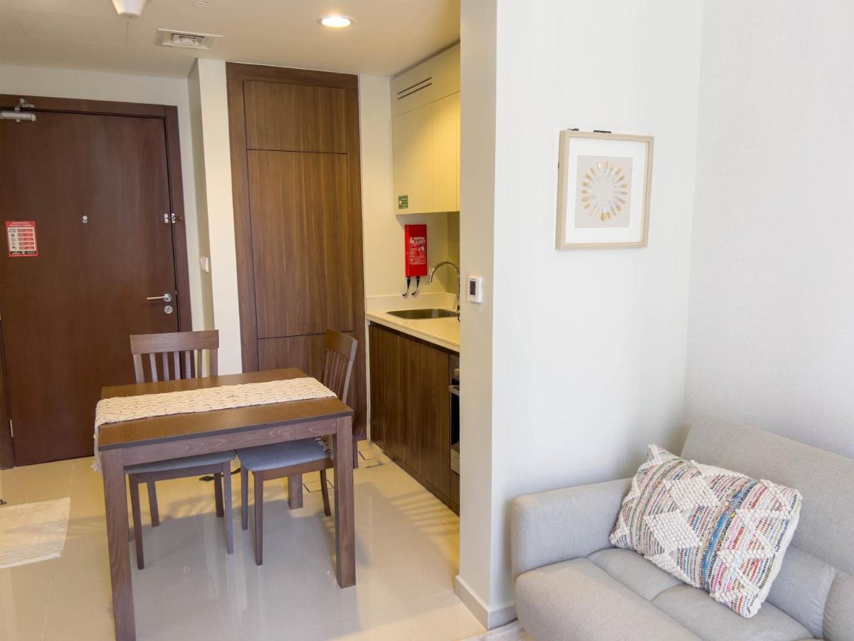 Apartemen Cosmos Living Business Bay Downtown