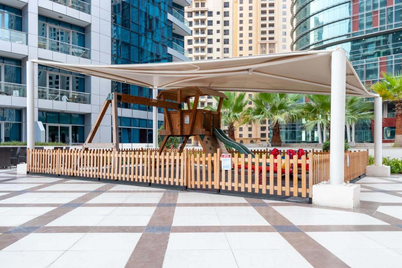 Appartement & Comfy 1br W/ Marina Views / Walk To
