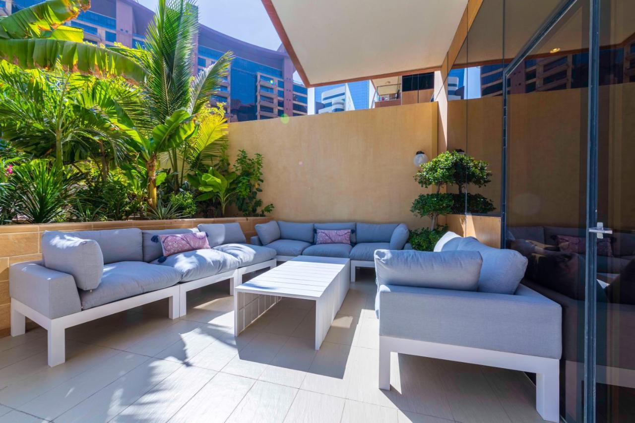 Apartamento Maison Privee - Spacious Apt On Palm Jumeirah W Sea Views And Premium Facilities Access Dubái