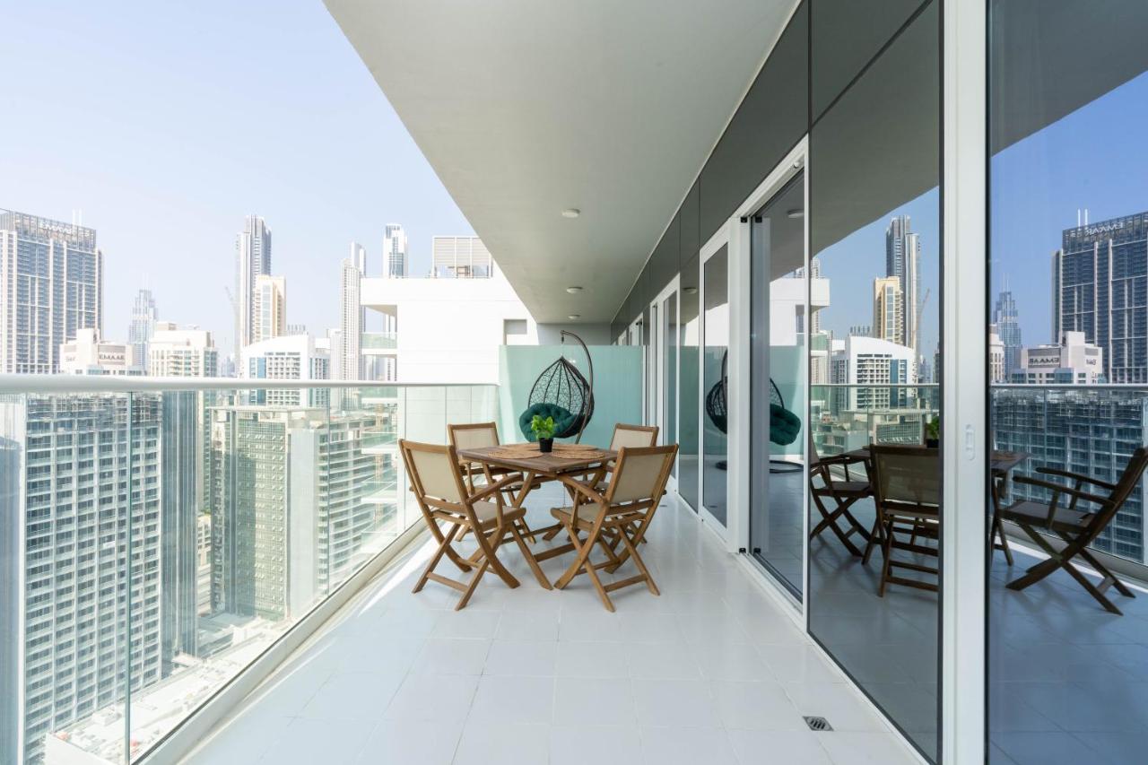 Apartemen Delightful 2br At Reva Residences