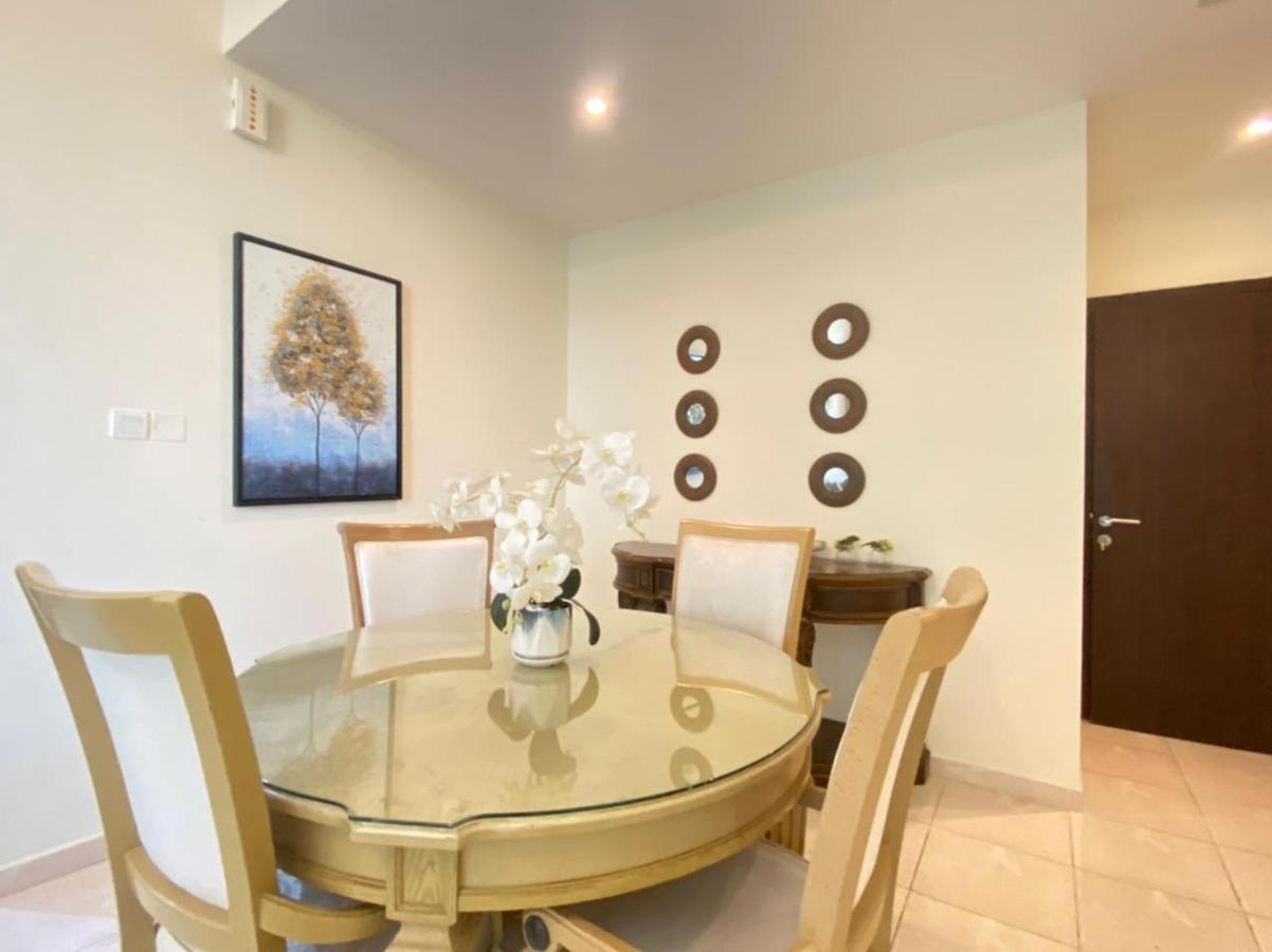 Apartment Durrani Homes - 1br Luxurious *