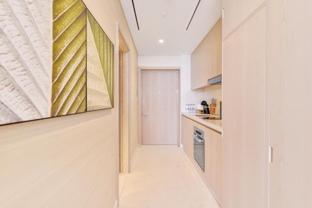 Apartahotel Ultra Luxury Palm Tower With Shared Facilities Dubái