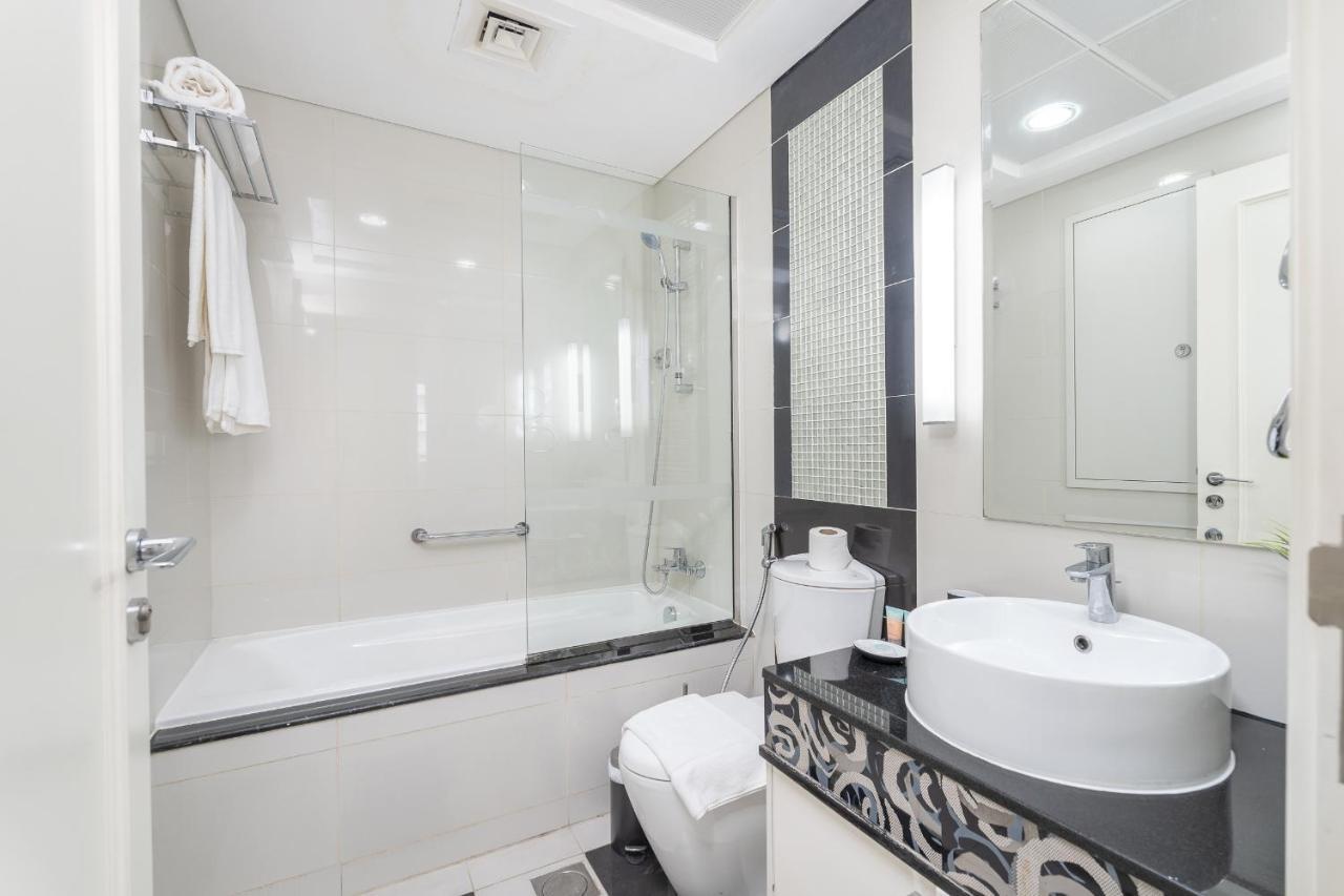 Dlx 21st Flr 3br Pool Gym Near Mall By Belvilla Ferienhaus Dubai