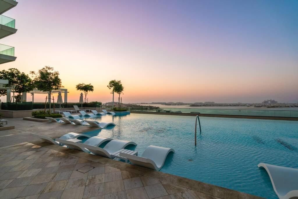 Prime Retreats - Vista Emaar Dubai