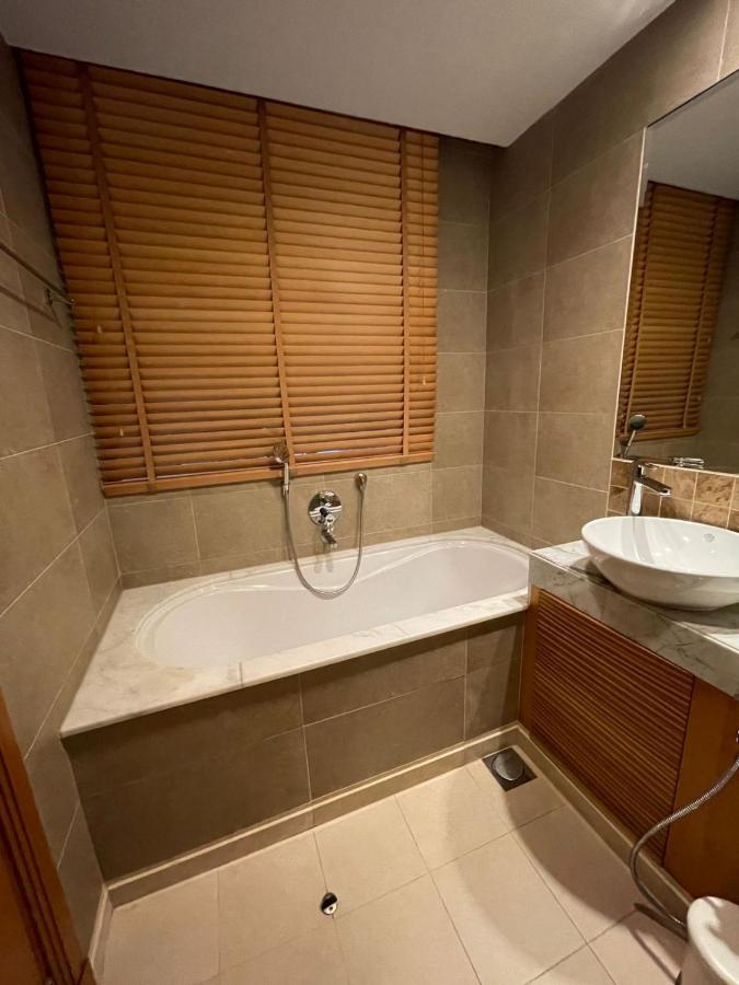 Appartement Marina, Two Bedrooms With Full Marina View *