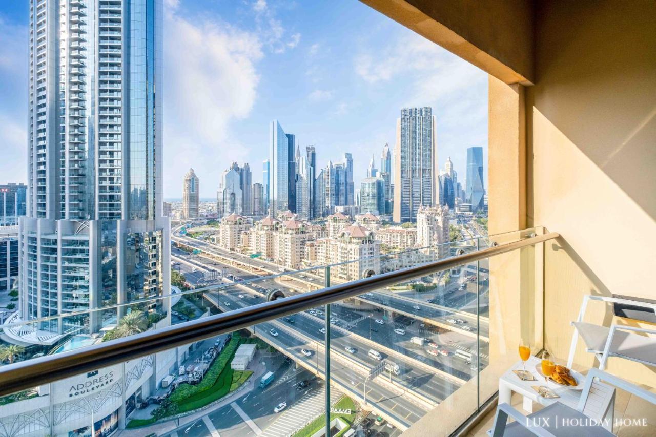 Lux The Emaar Fashion Avenue * Dubái