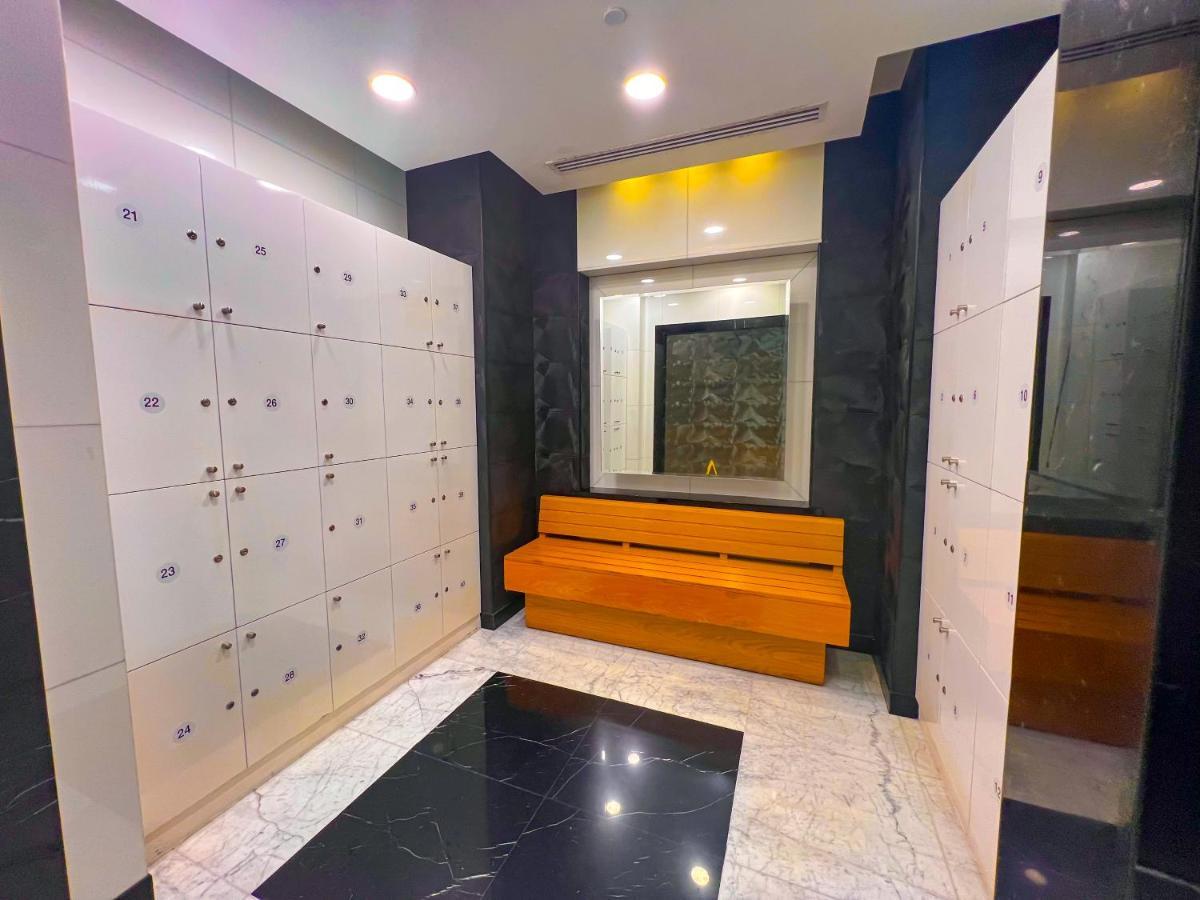 Exquisite, Luxe 1bd Apartment, Unparalleled Sea Views, Prime Marina Location & Full Kitchen By 