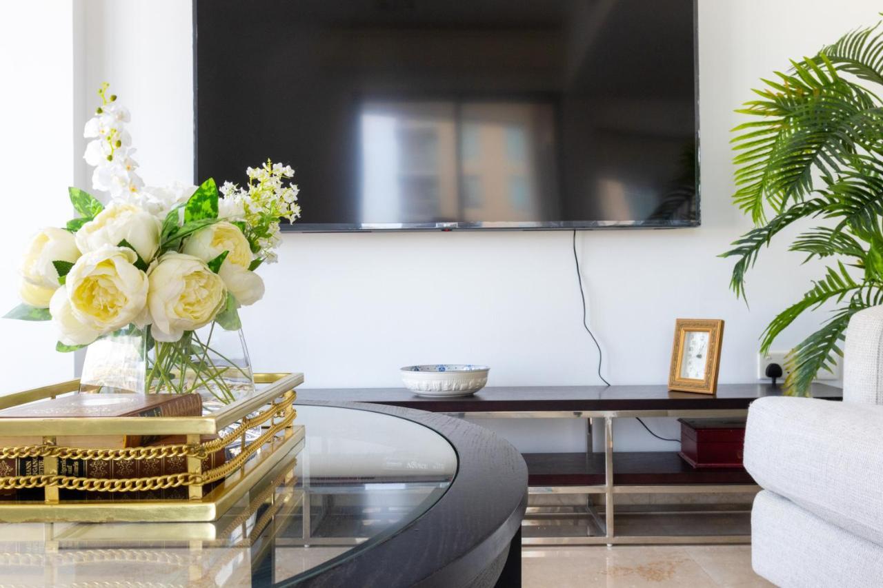 Gorgeous 3-bed With Burj Khalifa & Dancing Fountain Views Apartamento *