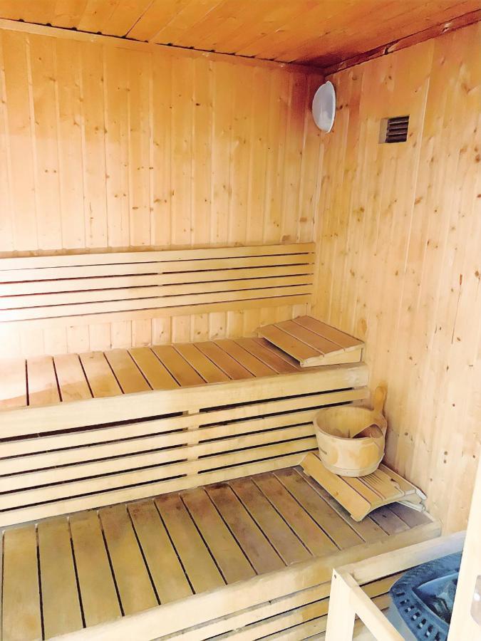 5 Star Serviced With Beach Access In The Heart Of Marina Free Welcome Gift Box Upon Arrival * Dubai