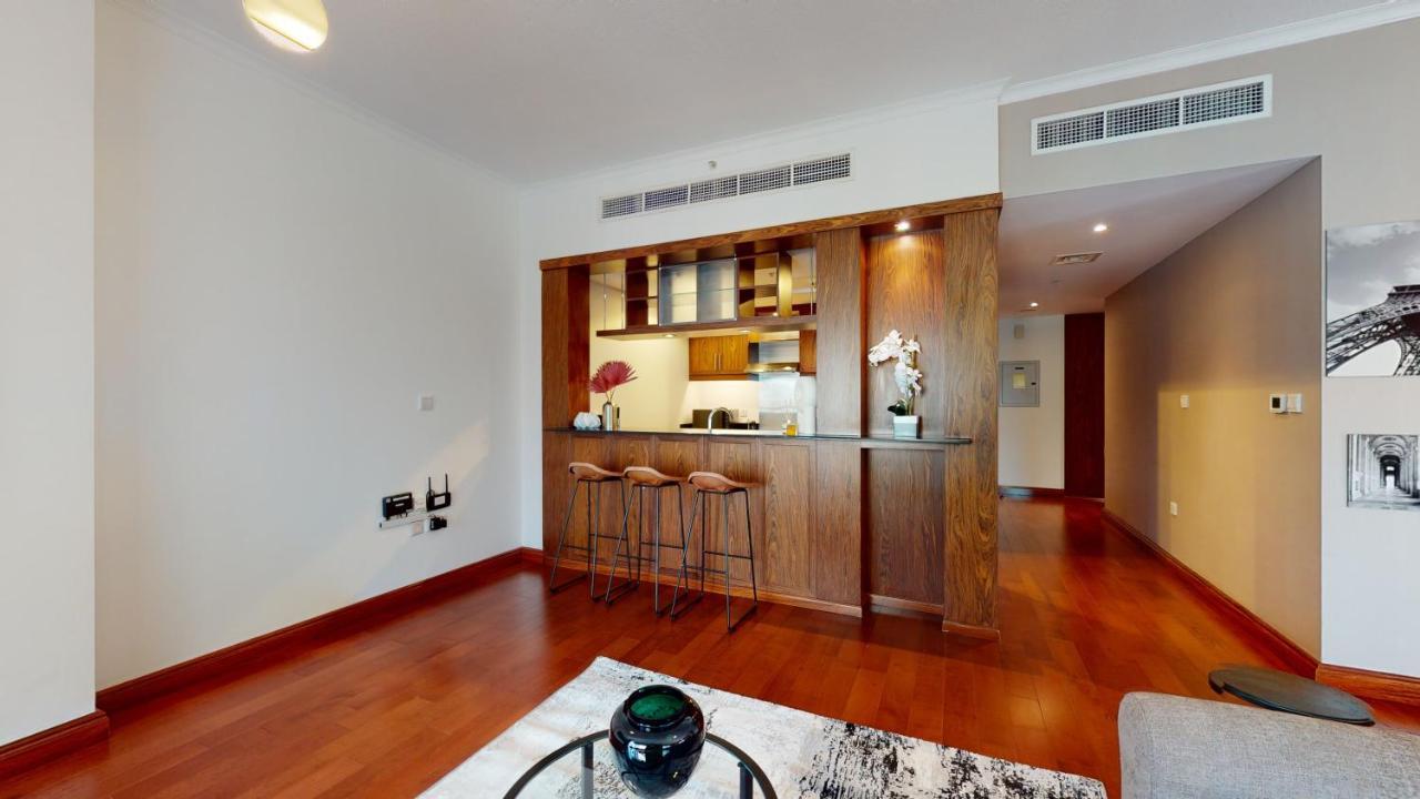 Apartemen Stylish 2-bed Burj Khalifa And Fountain Views Dubai