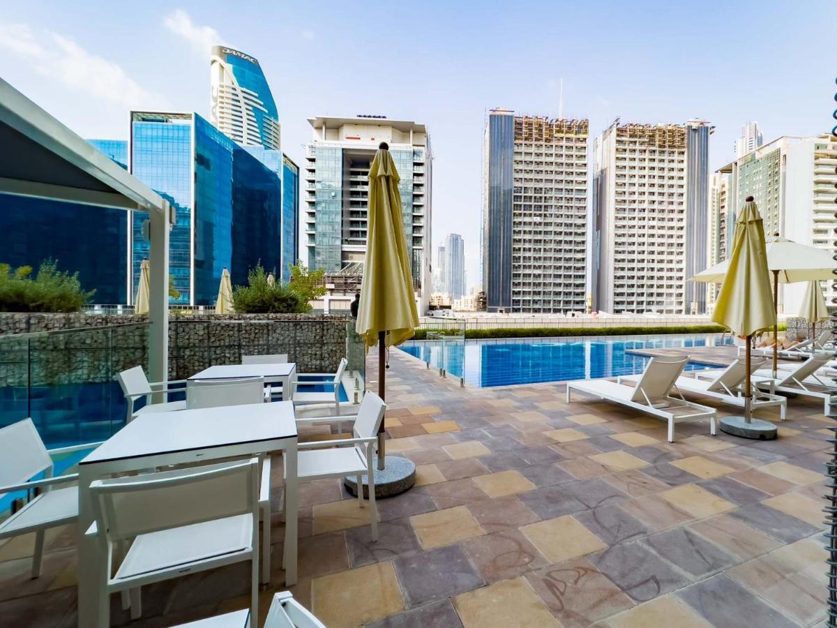 Cosmos Living Business Bay Downtown Apartemen *
