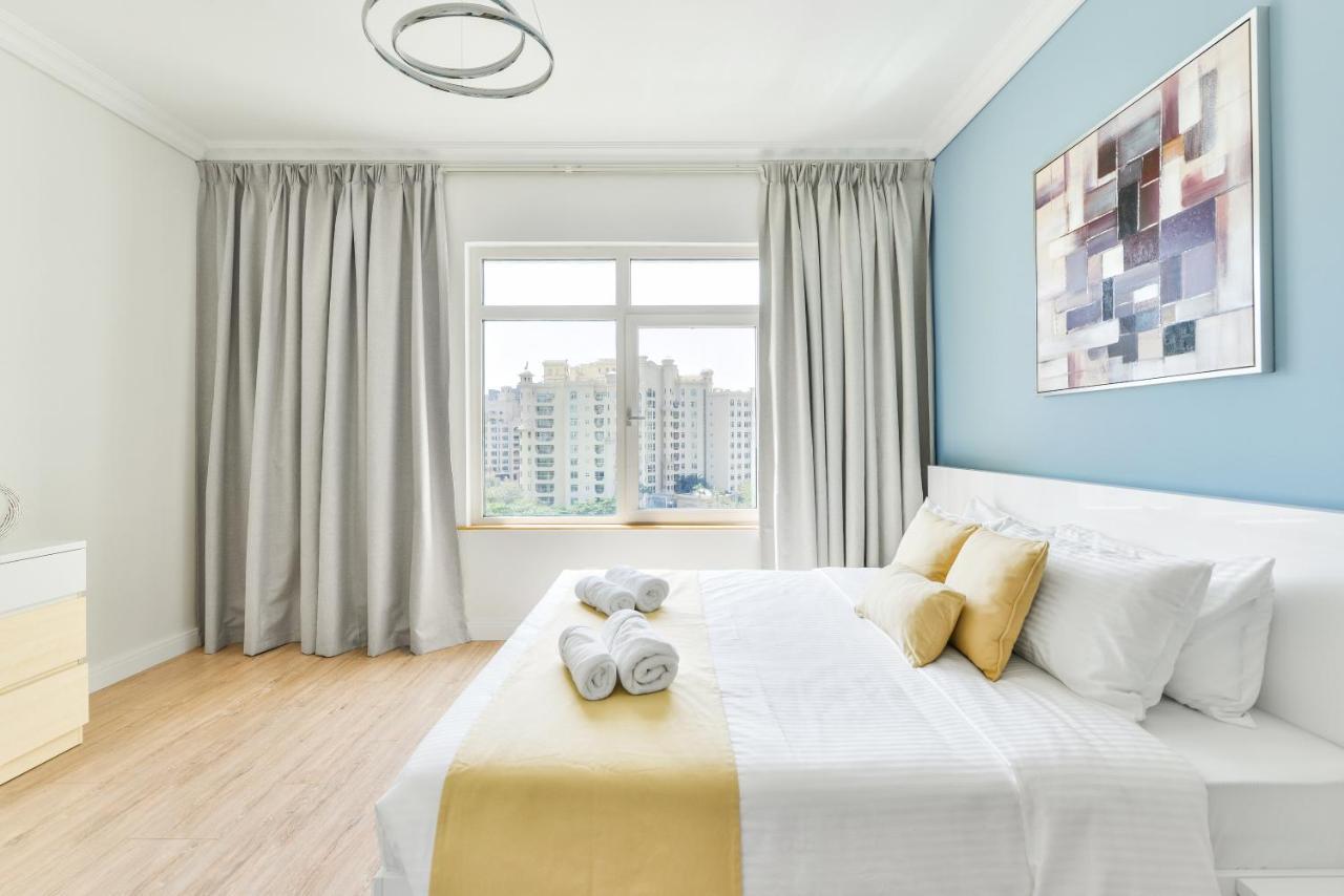 Shoreline - Beachfront Luxury Palm Jumeirah - Free 5* Access Apartment *