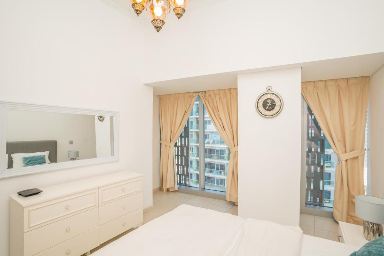 Apartamento Large 2 Bedroom, Pool And Gym Access, Cayan Tower *