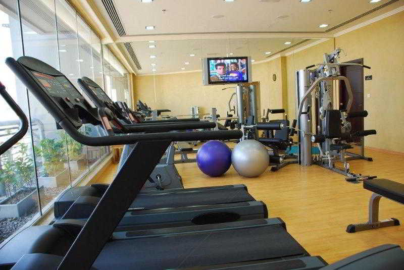 Golden Tulip Suites Hotel 3*
