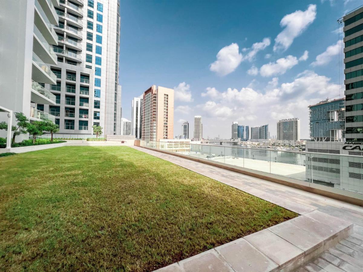 Cosmos Living Business Bay Downtown Apartemen *