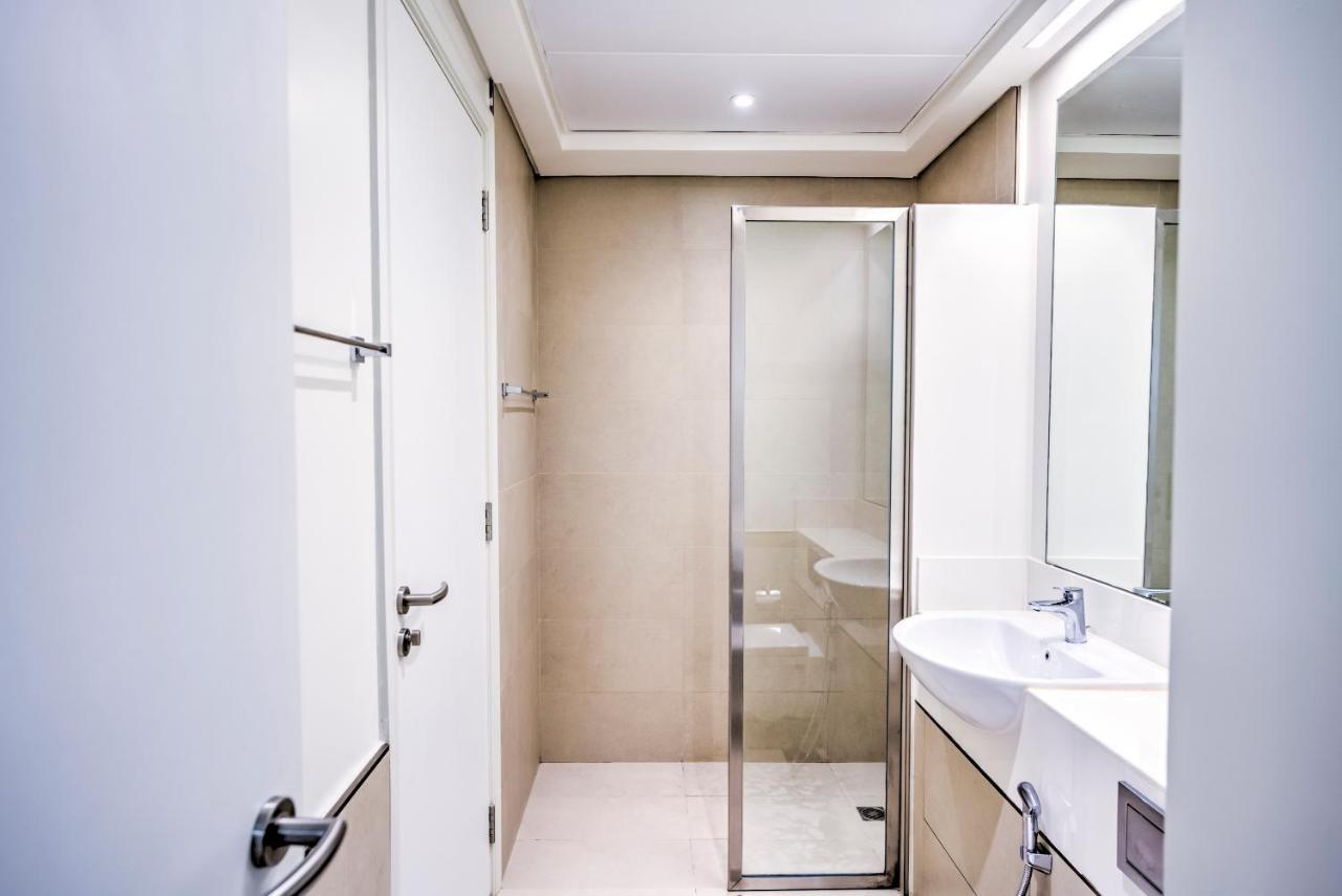Rumah liburan Expo Village Serviced