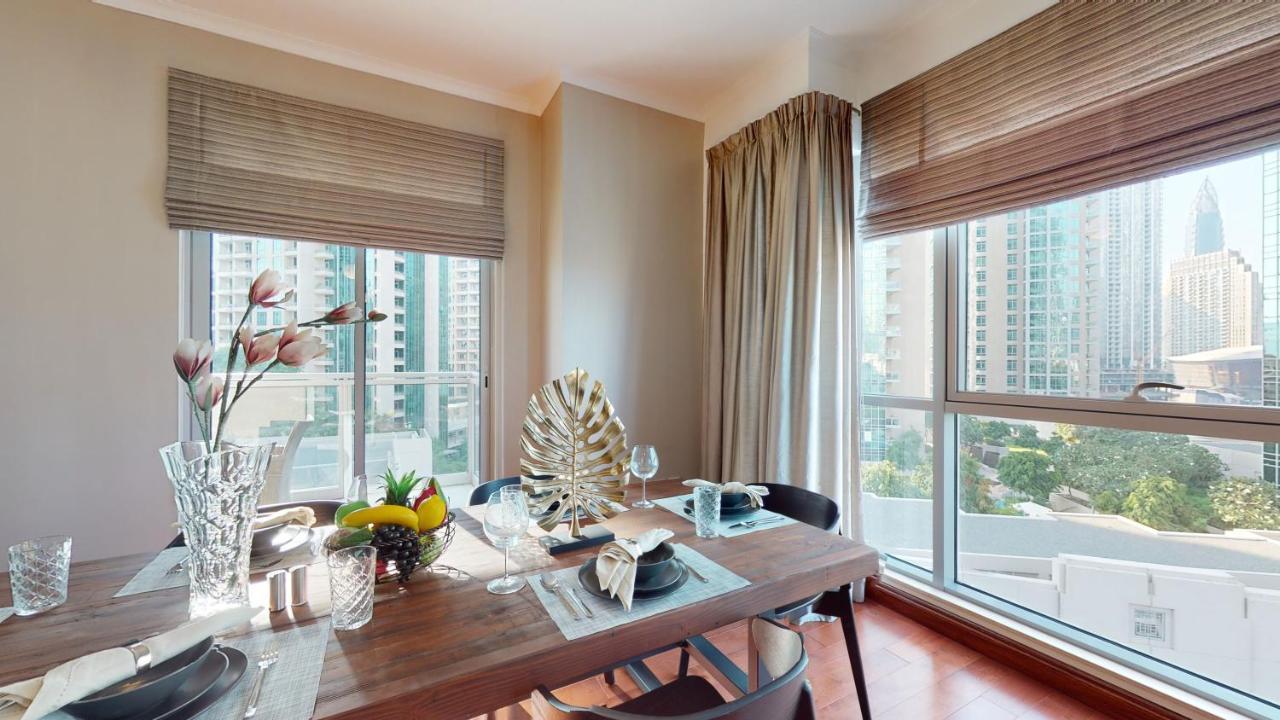 Apartemen Stylish 2-bed Burj Khalifa And Fountain Views *