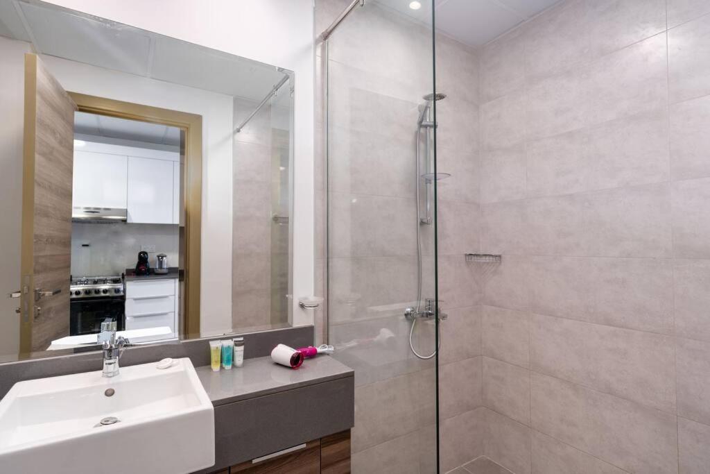 Appartement In Jvc - Pool & Gym
