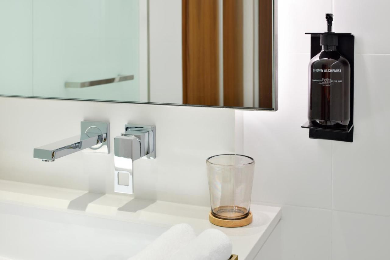 Vida Emirates Hills 4* Dubai