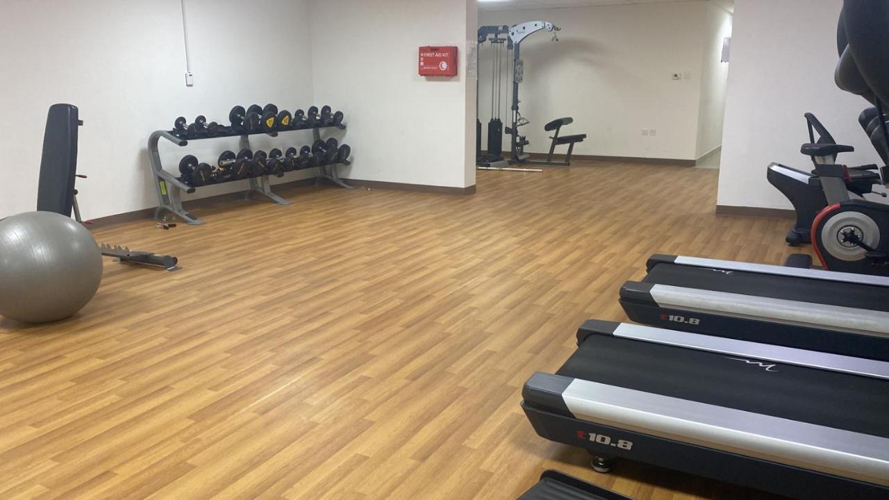 Newly Furnished Apt- Easy Access To Metro Dubaï