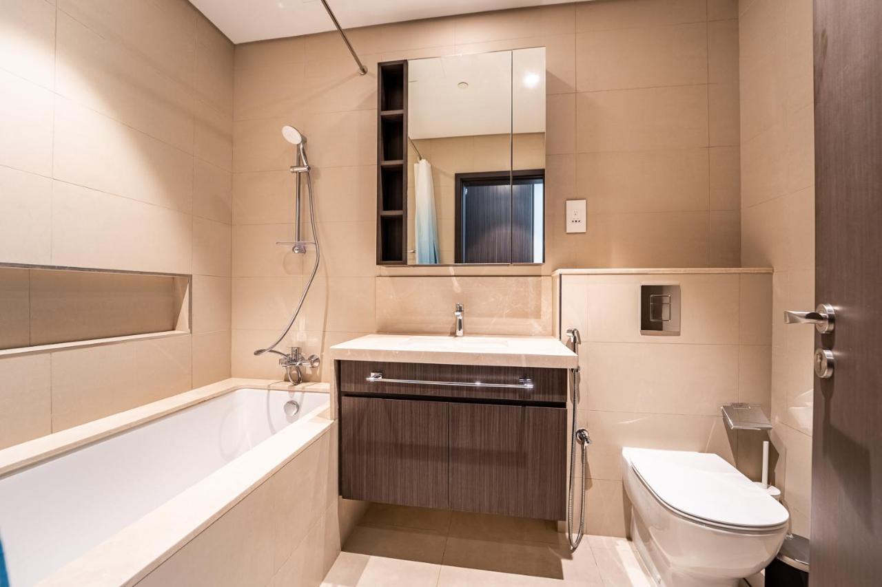 Appartamento Luxury Staycation - Fancy Connected To Burj Khalifa *