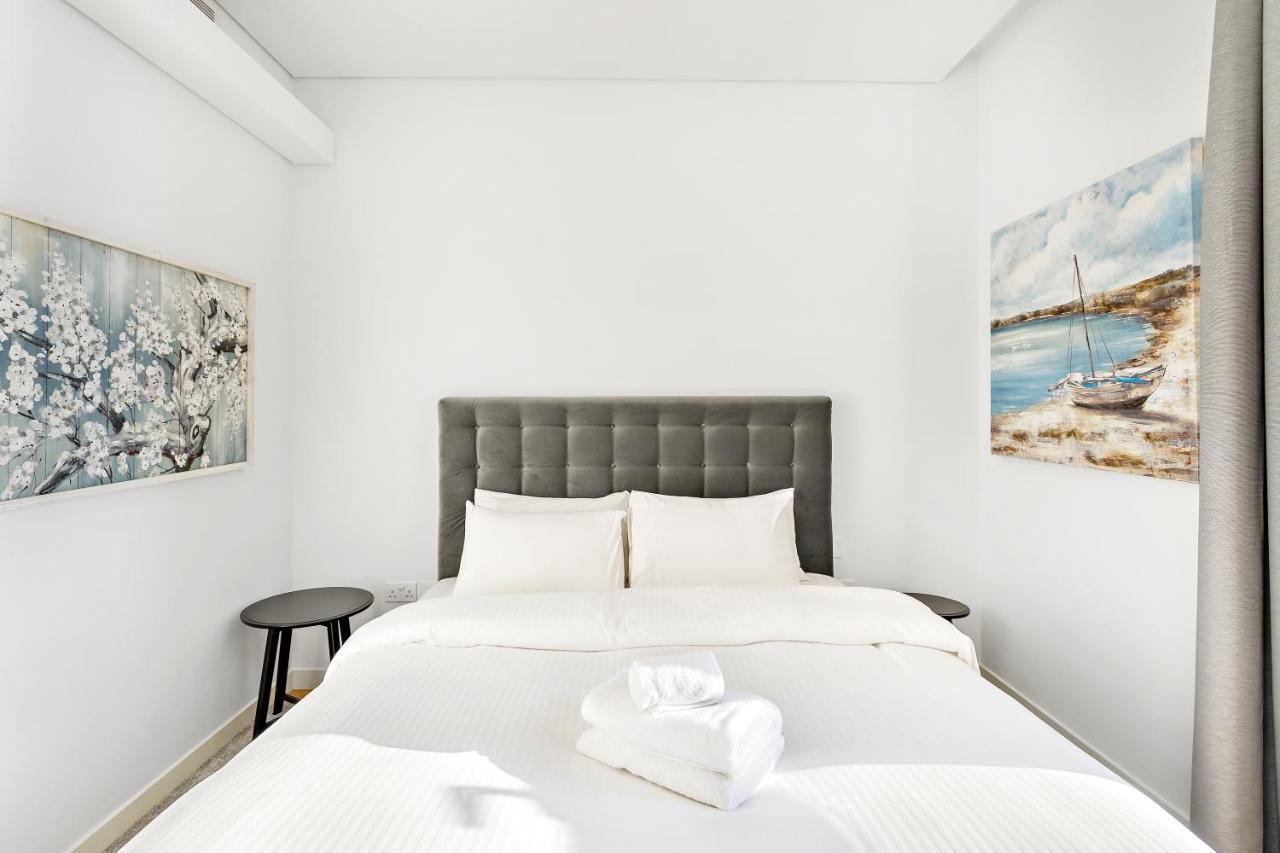 Phenomenal 2br With Scenic Sea-view From Rooms! Dubaï