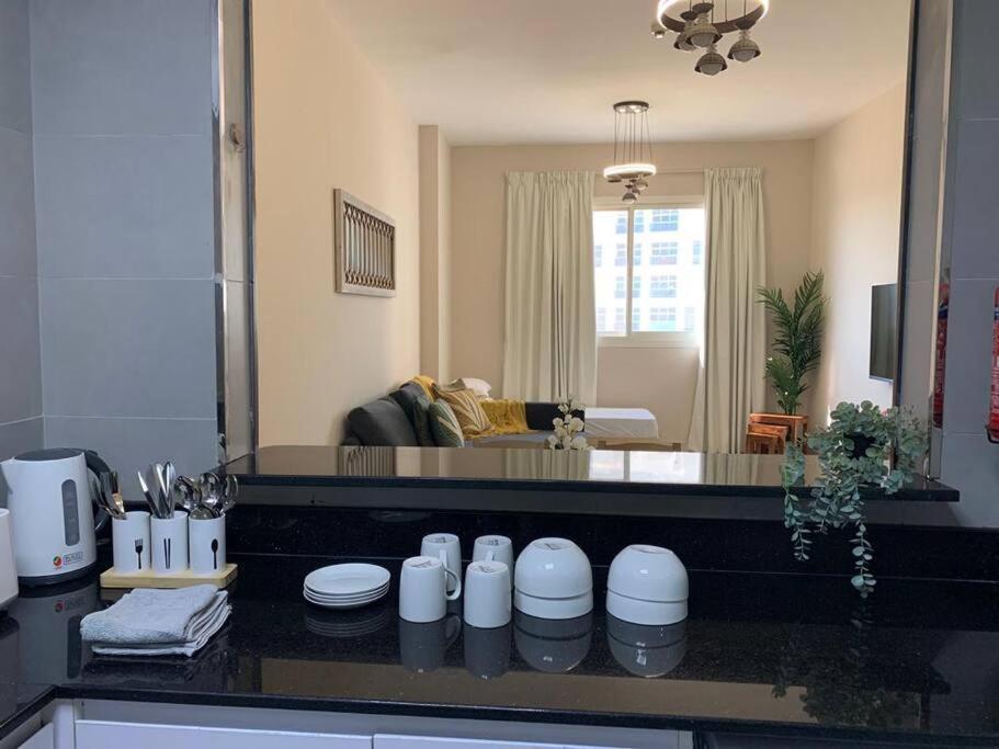 Lejlighed A Calm&cozy 1br-20 Min-dxb Airpt
