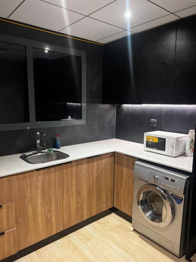 Luxury Regina Tower Jvc Dubaï